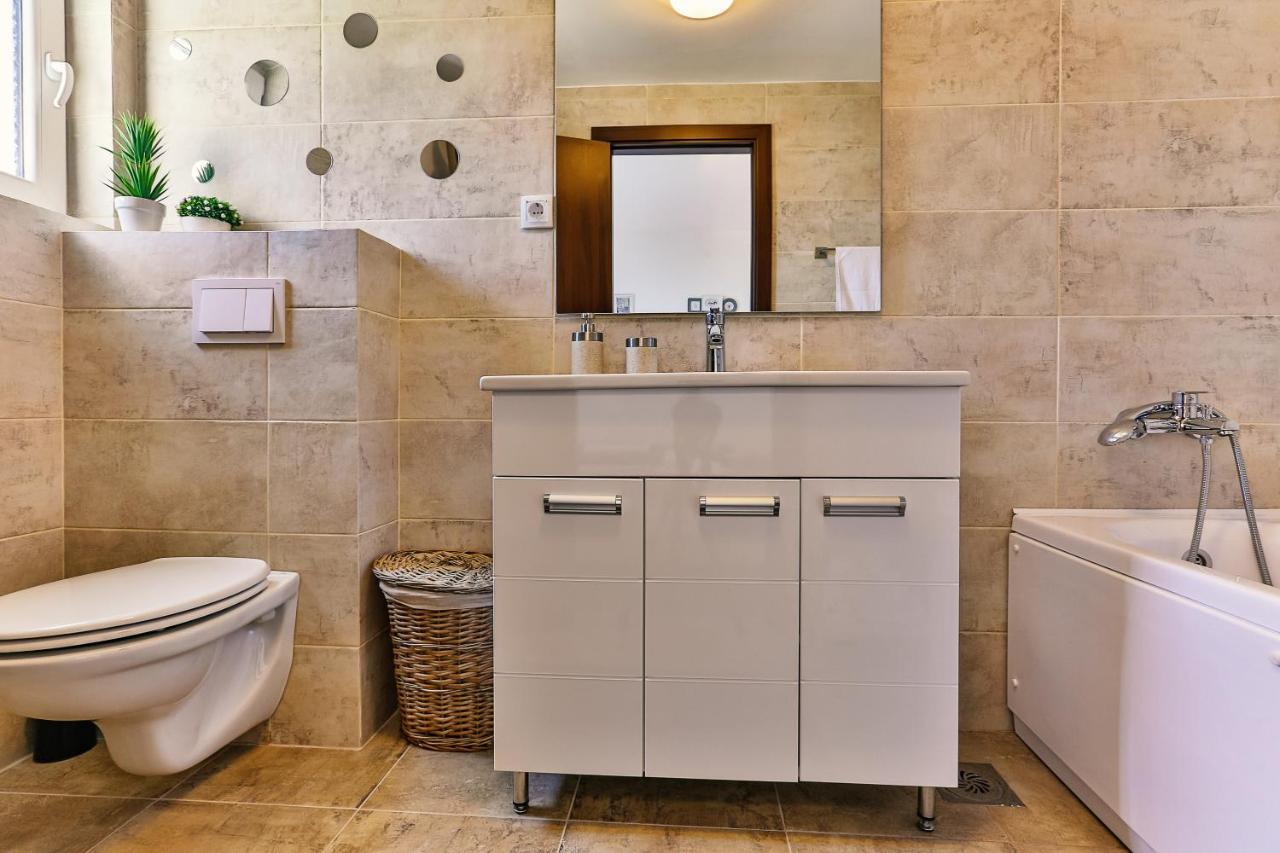 Apartmani Visum Ilha Sveti Stefan Exterior foto